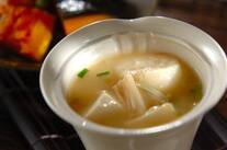 エノキと麩のみそ汁