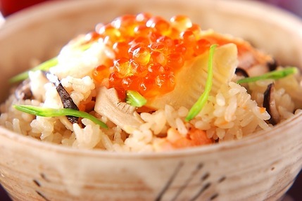 鮭の炊き込みご飯