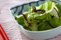 レタスの塩昆布あえ