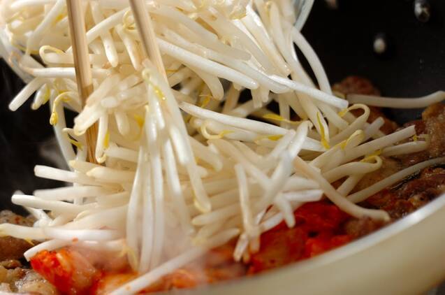 簡単！豚キムチ炒め ご飯進む美味しさ by金丸 利恵さんの作り方の手順4