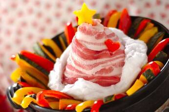 肉ツリーのトマト鍋