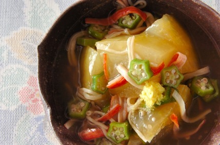 冬瓜とカニカマの煮物