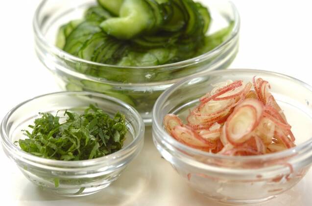 ツナ入り冷や汁の作り方の手順1