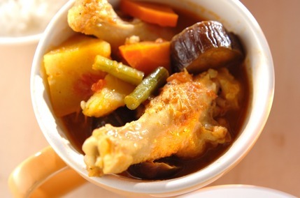 鶏手羽のスープカレー
