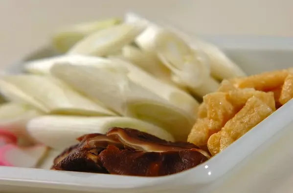 簡単でおいしい！木の葉丼の作り方1