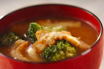 ブロッコリーのみそ汁