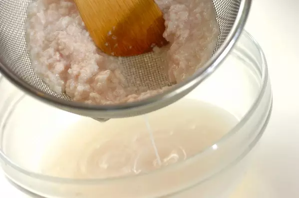 酒粕でつくる甘酒 手軽にできる! by 山下 和美さんの作り方2