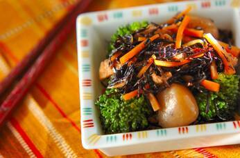 ヒジキとコンニャクの煮物