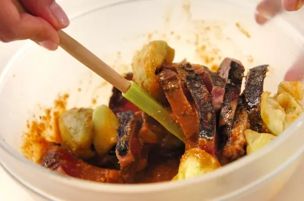 カツオとナスのみそユッケの作り方3