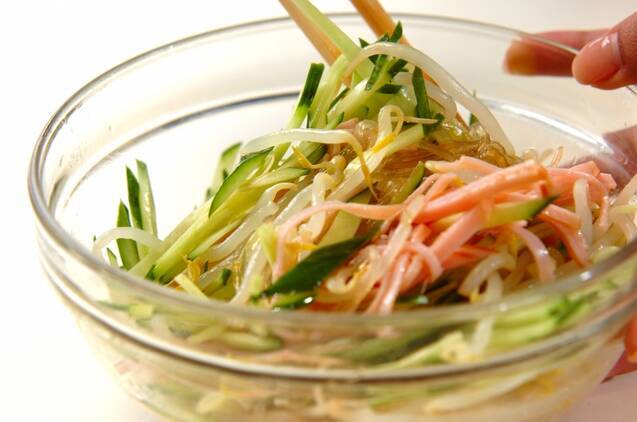 味しみしみ！やみつき春雨サラダの作り方の手順3