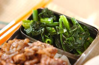 ホウレン草のナムル