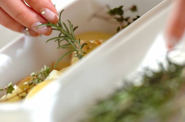 新ジャガのハーブ焼きの作り方の手順3