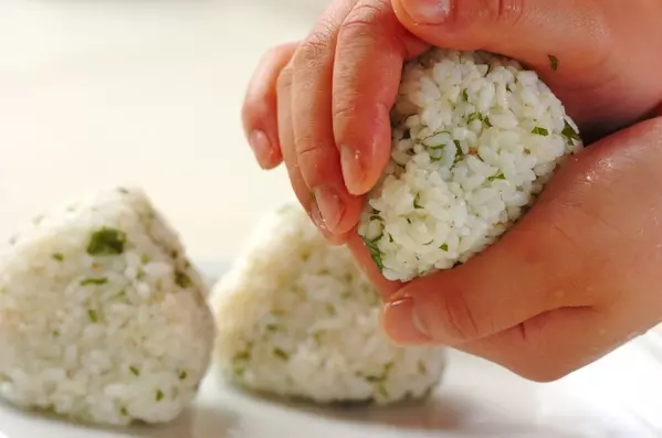 大葉香る焼きおにぎりの作り方1