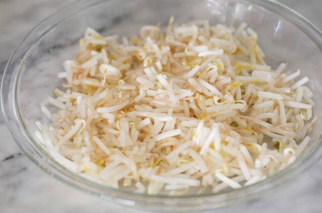 かさ増し効果で節約に！もやしの鶏だんご by つくおき nozomiさんの作り方の手順2