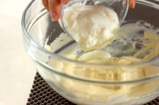 抹茶チーズケーキの作り方の手順4