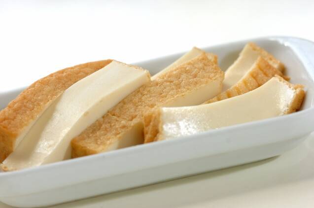 おつまみにもおかずにも！ 厚揚げのチーズ焼きの作り方の手順1