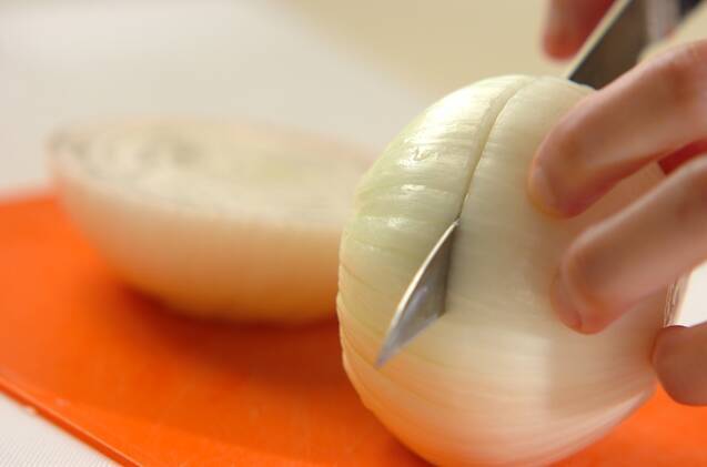 新玉ネギのグラタンの作り方の手順1