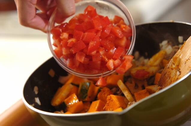 カボチャとレンコンのドライカレーの作り方の手順3