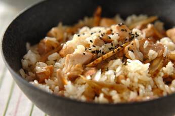 鶏肉とゴボウの混ぜご飯
