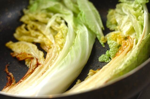 焼き白菜のシーザーサラダの作り方の手順2