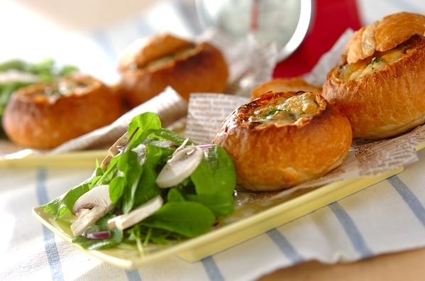 13. ラタトゥイユのブレッドボウル