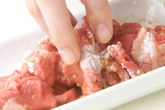 ほうれん草の牛肉卵炒めの作り方の手順1