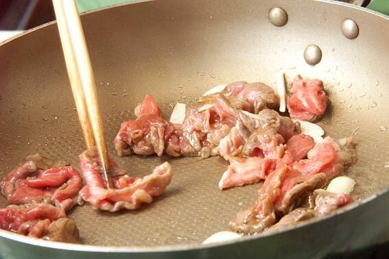 ほうれん草の牛肉卵炒めの作り方の手順6