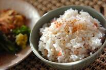 梅干し入りご飯