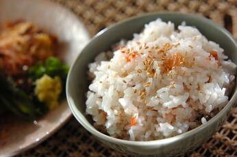 梅干し入りご飯