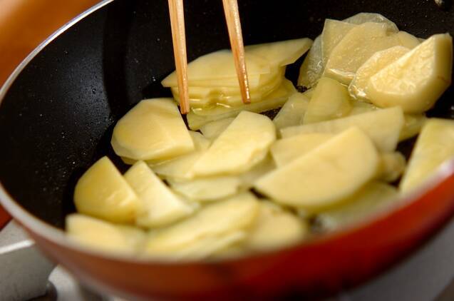 ジャガイモのマスタード炒めの作り方の手順3
