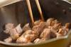 カリフラワーと鶏もも肉のピリ辛炒めの作り方の手順3