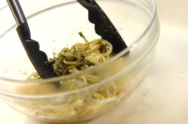 ワサビ風味の海苔だくスパゲティの作り方の手順3