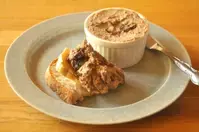 ラム酒香る！ラムレーズン入りレバーペースト