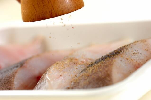 魚のホイル焼きの作り方の手順1