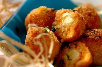 チーズインライスボール