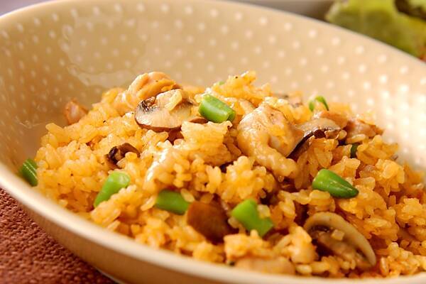 炊き込みチキンピラフ