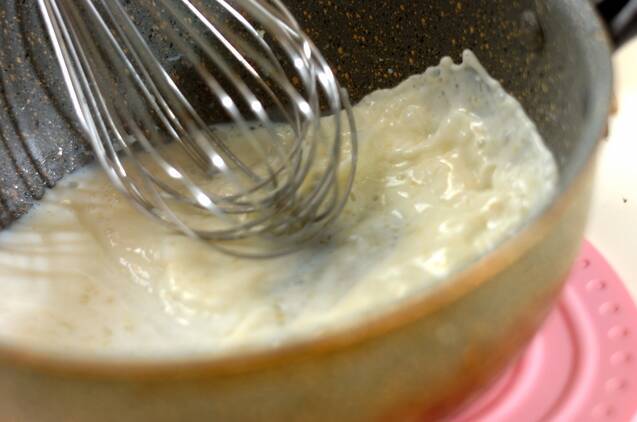 カボチャのひき肉のクリームソース・グラタンの作り方の手順4