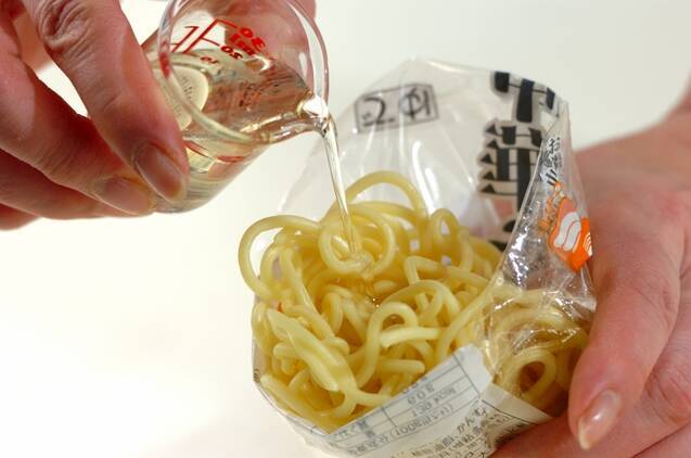 タケノコのオイスターソース焼きそばの作り方の手順2