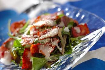 ベビーリーフのベーコンサラダ