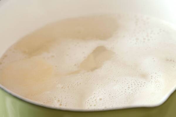 エビ芋のうま煮の作り方の手順1