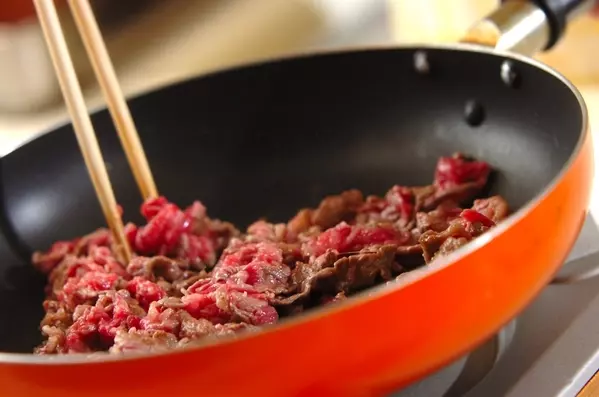 定番中華！チンジャオロース by崎野 晴子さんの作り方1