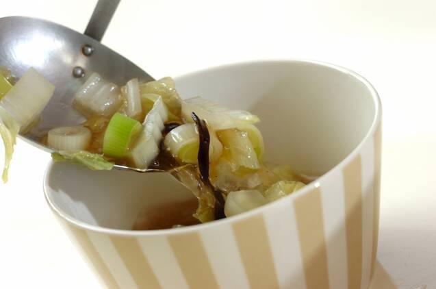白菜とキクラゲのスープの作り方の手順3