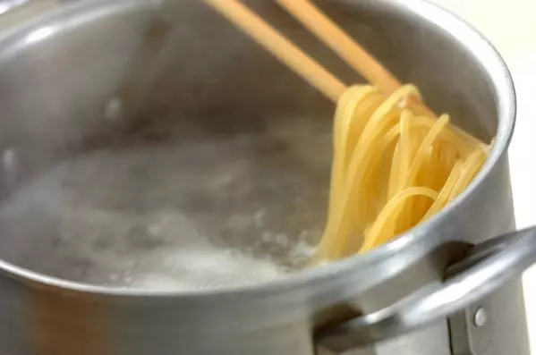 ツナのトマトクリームパスタの作り方2