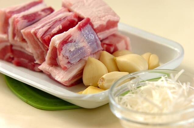 柔らかとろとろ 豚の角煮 簡単で失敗なし by 森岡恵さんの作り方の手順1