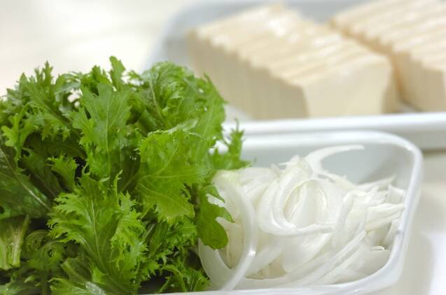 ワサビ菜のヘルシー和風サラダの作り方の手順1