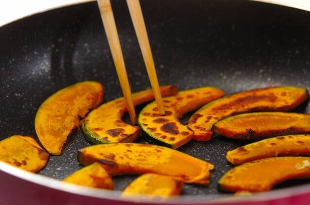 カボチャのガーリックバター焼きの作り方の手順2