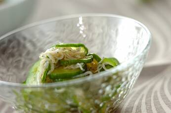 ジャコとキュウリの酢の物