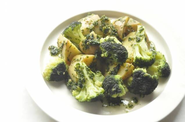 春菊のジェノベーゼ風ソースの作り方の手順4