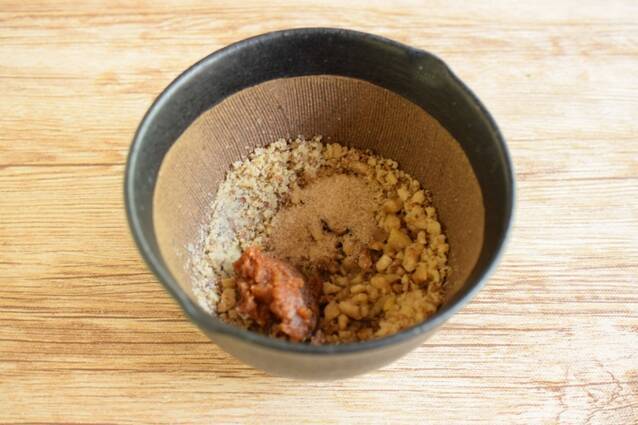 ホウレン草と春菊のクルミみそ和えの作り方の手順6