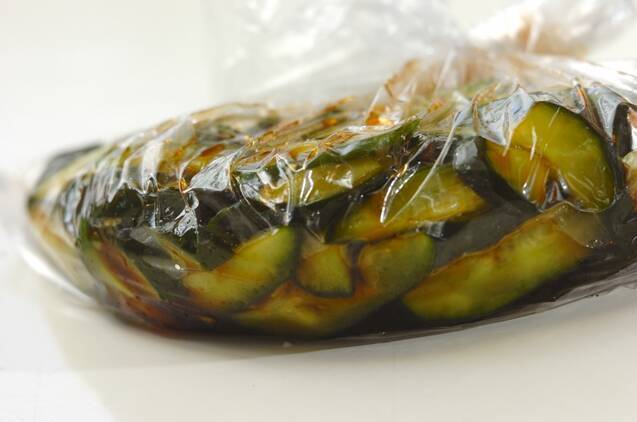 簡単時短！きゅうりの漬物 お箸止まらない美味しさ by森岡 恵さんの作り方の手順2